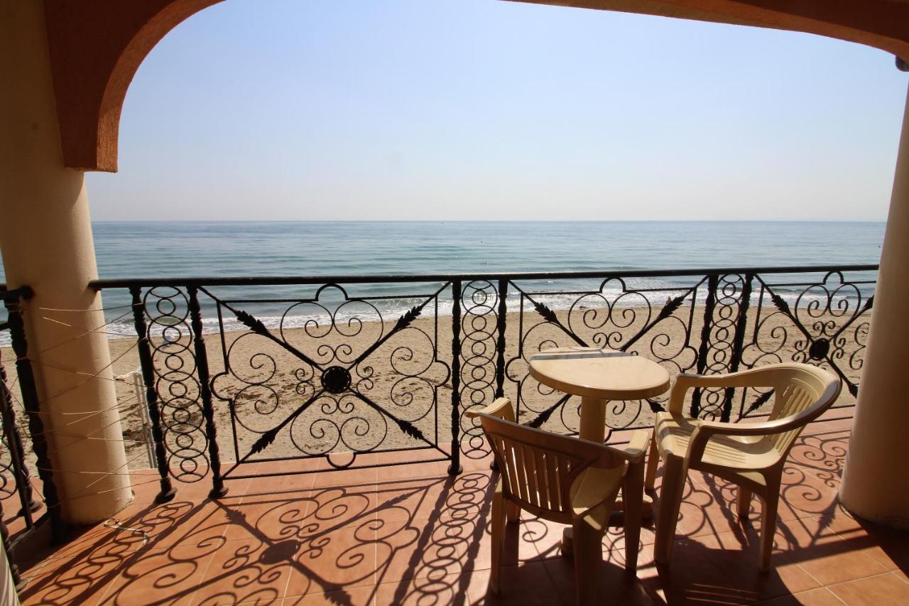 אלניטה Menada Atrium Apartments מראה חיצוני תמונה