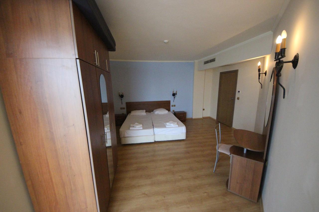 אלניטה Menada Atrium Apartments מראה חיצוני תמונה