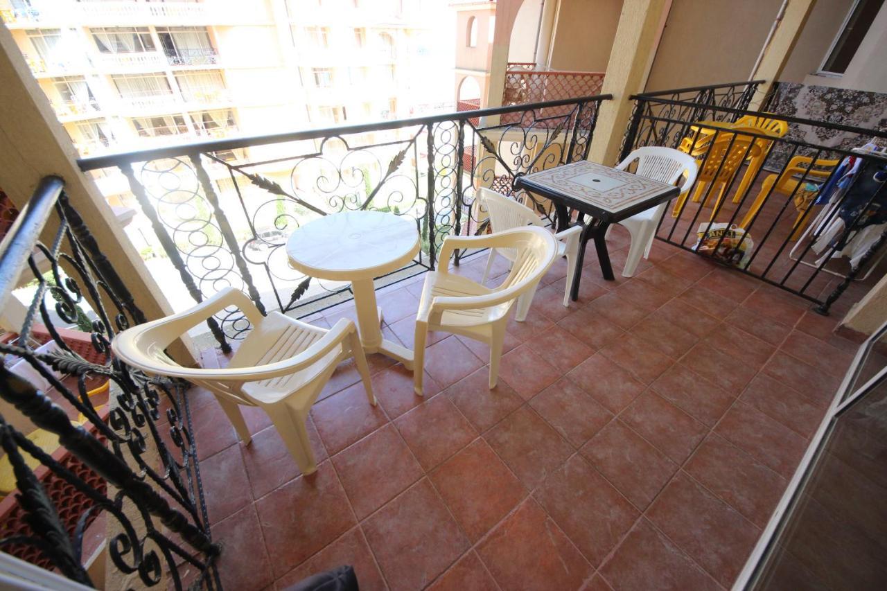אלניטה Menada Atrium Apartments מראה חיצוני תמונה